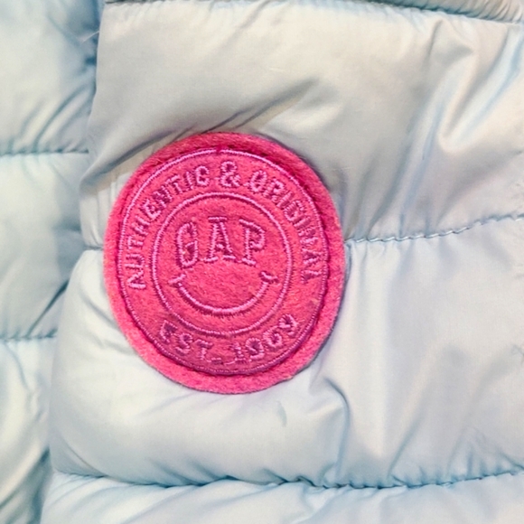 Gap Midweight Powder Blue Puffer with Purple Detail Size 2 - Picture 2 of 5